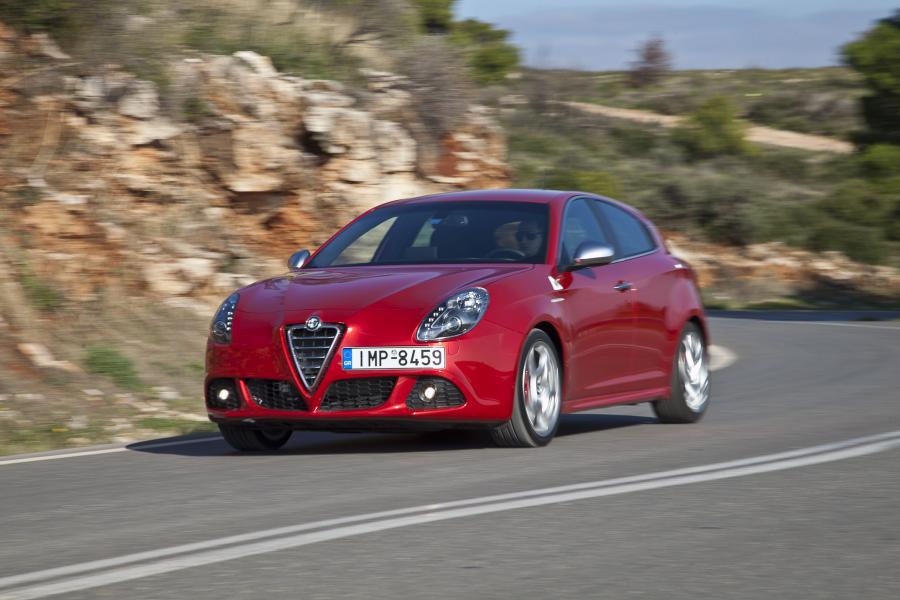  Alfa Romeo Giulietta Quadrifoglio Verde (940) 2010 года  (фото 5 из 48)